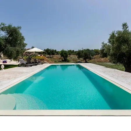 Trullo Belvedere Pool & Relax * Carovigno